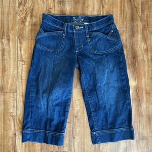 CRUEL GIRL Women’s Blue Denim Bermuda Capri 90’s Jean Shorts Size 3